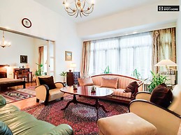 spacious-2-bedroom-apartment-rent-erzsebetvaros-5d2c9c689fe30858