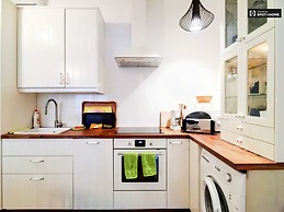 spacious-2-bedroom-apartment-rent-erzsebetvaros-6fd5f6cb4d0104f0