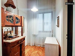 spacious-2-bedroom-apartment-rent-erzsebetvaros-c6189b94a2de7a16