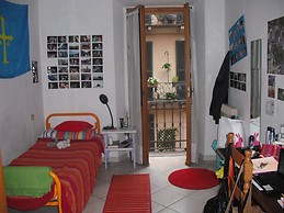 Spacious 3 bedroom apartment in the centre of Pavia!