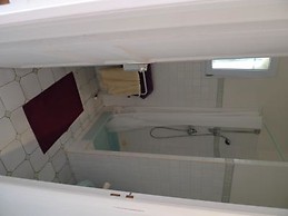 Studio meublé à louer dans une villa avec vue sur mer