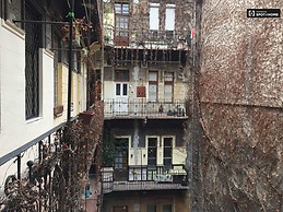 stylish-2-bedroom-apartment-rent-central-terezvaros-near-metro-7