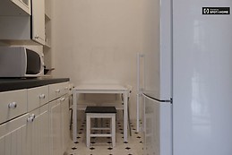 stylish-2-bedroom-apartment-rent-central-terezvaros-near-metro-9