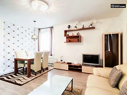 stylish-2-bedroom-apartment-varkerulet-9fcf0a83682273feac578a0b5