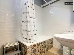 sunny-1-bedroom-apartment-balcony-rent-district-3-obuda-bekasmeg