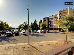 sunny-1-bedroom-apartment-balcony-rent-district-3-obuda-bekasmeg