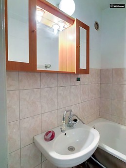 sunny-2-bedroom-apartment-balcony-rent-angyalfold-near-metro-499