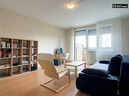 sunny-2-bedroom-apartment-balcony-rent-angyalfold-near-metro-646