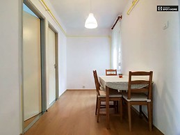 sunny-2-bedroom-apartment-balcony-rent-angyalfold-near-metro-e71