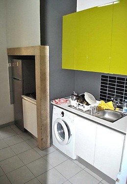 SUNNY BALCONY!! Shopping Mall in front, 3 Metro Lines + Bus