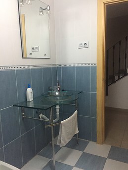 Sunny and big room in Malaga city center