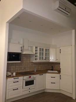 Sunny & large apartment at Belgrad Rakpart with partial Danube v