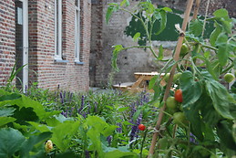 Trendy, eigentijds superkot in Groen SteenBRUGGE