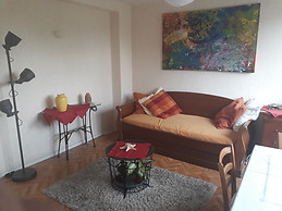 Une Chambre en colocation à 3 personnes dans un appartement de 8