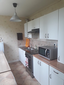 Une Chambre en colocation à 3 personnes dans un appartement de 8