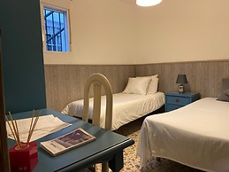 Unico en Malaga una casa tipica con un patio interior. 60 m2