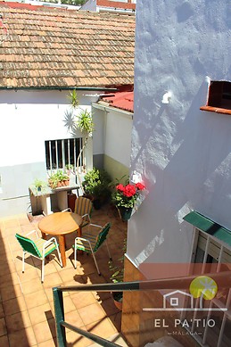 Unico en Malaga una casa tipica con un patio interior. 60 m2