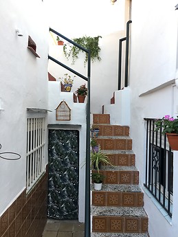 Unico en Malaga una casa tipica con un patio interior. 60 m2