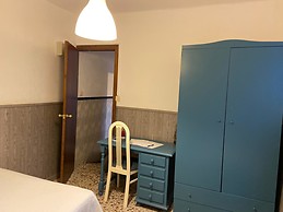 Unico en Malaga una casa tipica con un patio interior. 60 m2