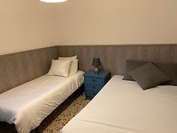 Unico en Malaga una casa tipica con un patio interior. 60 m2