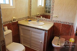 Unico en Malaga una casa tipica con un patio interior. 60 m2