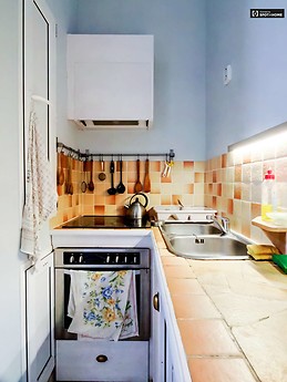 Unique 1-bedroom apartment for rent in Rozsadomb