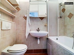 unique-1-bedroom-apartment-rent-rozsadomb-ddd075661f12efa4f7042a