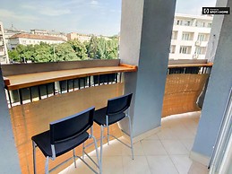 unique-1-bedroom-apartment-rent-rozsadomb-e7e19e98d729c6ff1a5ddf