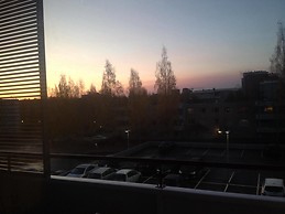 Warm, cozy studio apt