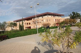 Aulario III