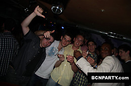 Beer Pong in Ovella Negra