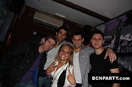 Beer Pong in Ovella Negra
