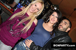 Beer Pong in Ovella Negra