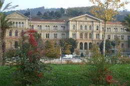 Deusto