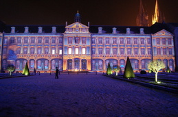Hotel de Ville! Caen, en Navidad....un show de luces,increible,