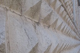 Palazzo dei Diamanti (2)