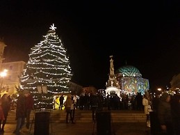 Party in city center