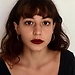 Ragazza di vent'anni francese cerca una camera singola in un appartamento condiviso/ studio per il 1 semestre