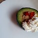 Avocado dolce ripieno alla frutta.