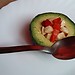 Avocado dolce ripieno alla frutta.