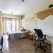 Habitación gigante con baño privado y ventanal en piso de estudiantes para 3 en la Universidad (La Merced). ¡Facturas incluidas!