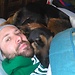 Somos un chico y una chica , no fumadores, con mascota
