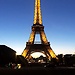 Gülü Seven Dikenine Katlanır: Eiffel'e Gidiş