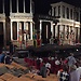 Ver una obra en el Teatro Romano