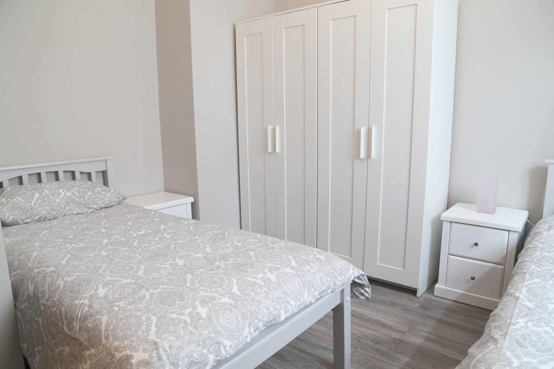 1 Zimmer Wohnung In Dublin Mit Internet Und Mit Reinigungsservice Zu Vermieten