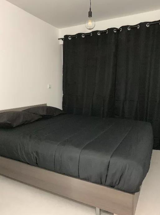 Sunny and Clear Apartment For Rent In Funchal