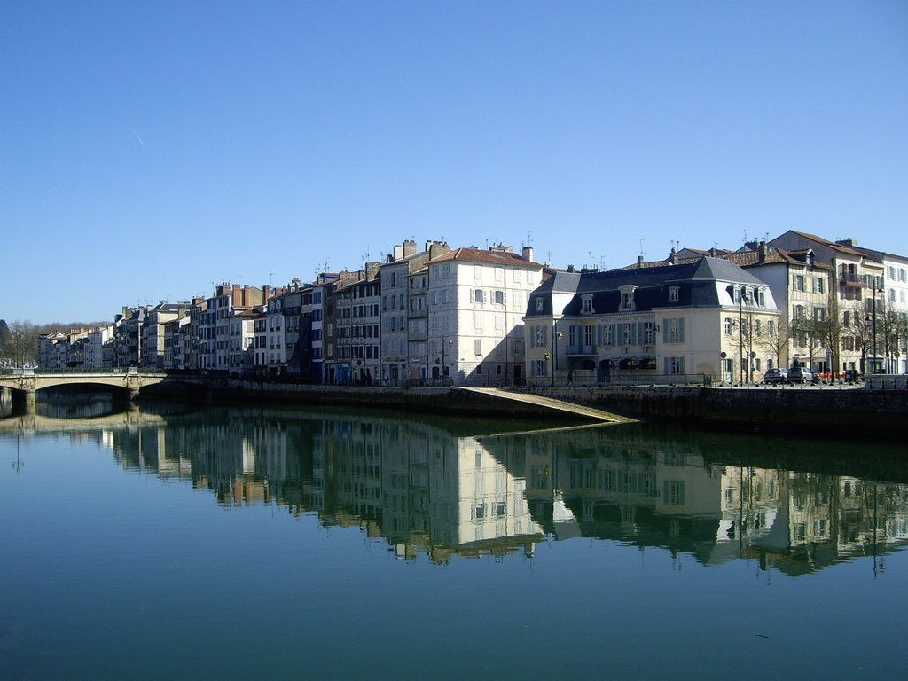 Bayonne