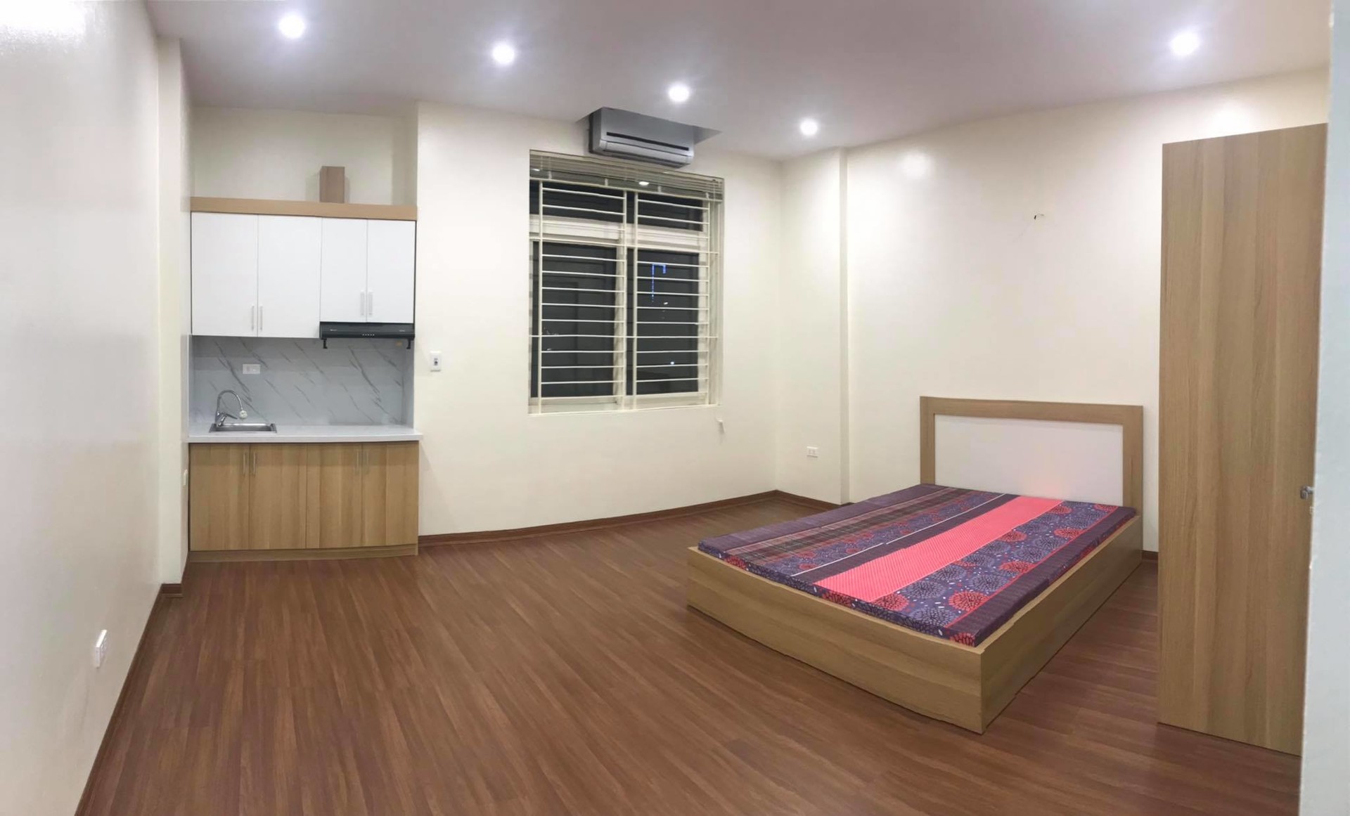 New room for rent - Luxury space in City center | Room for rent Hanoi