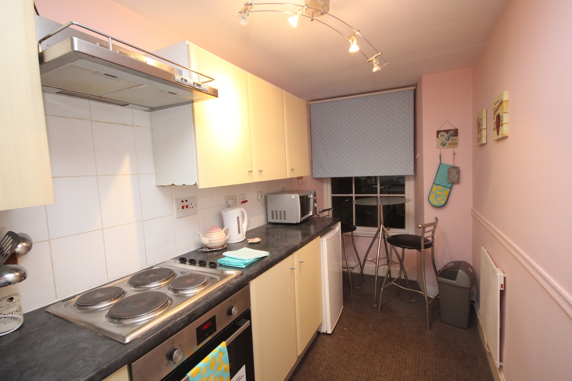 1 Bedroom Apartment available on Clerk Street, Edinburgh (39) Flat