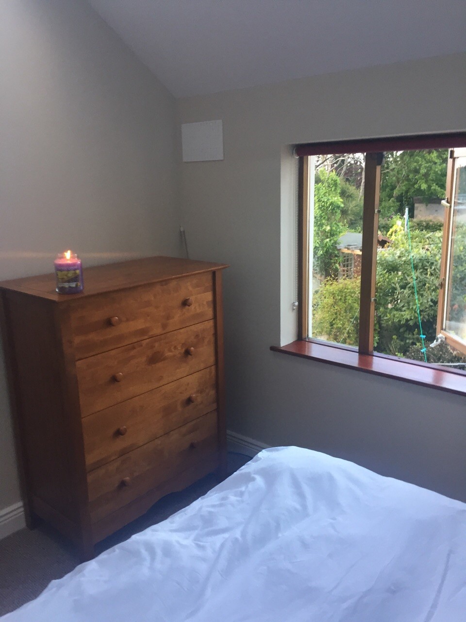 1 Bedroom Available 5 Minute Walk To Train Station Ideal For Trinity College